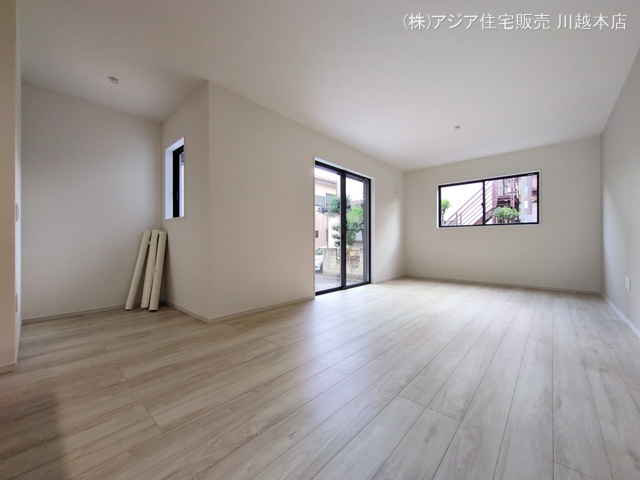 埼玉県坂戸市千代田２丁目の新築戸建てリビング写真 2025年9月17日撮影