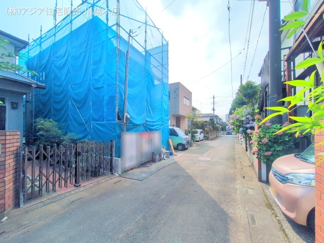 埼玉県坂戸市千代田２丁目の新築戸建てシート写真 2025年7月2日撮影