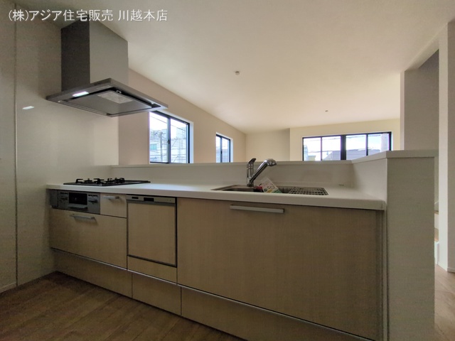 埼玉県川越市熊野町の新築戸建てキッチン写真 2025年10月1日撮影
