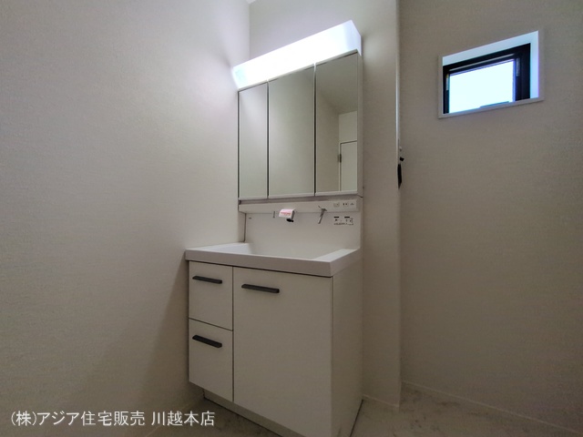 埼玉県川越市熊野町の新築戸建て洗面所写真 2025年10月1日撮影