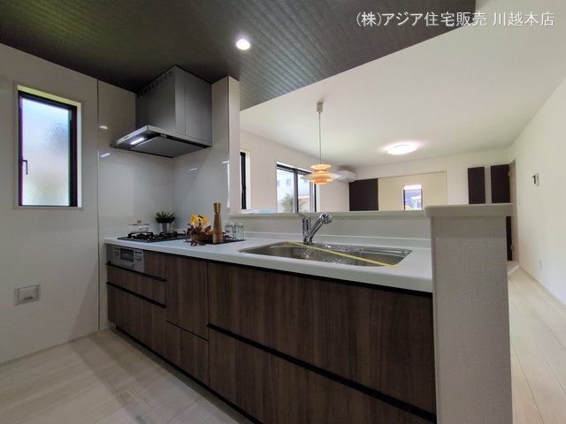 埼玉県狭山市広瀬台１丁目の新築戸建てキッチン写真 2025年8月31日撮影