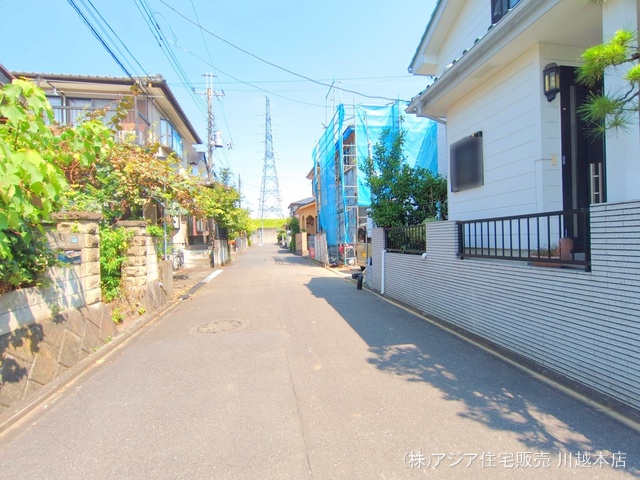 埼玉県坂戸市西坂戸4丁目の新築戸建てシート写真 2025年8月19日撮影