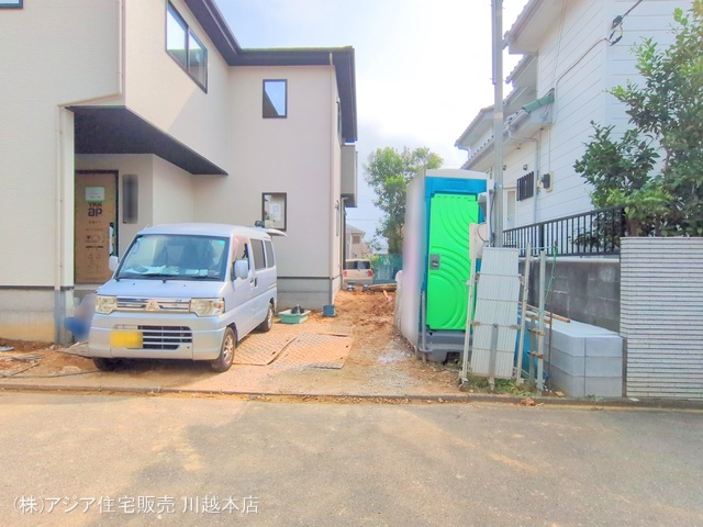 埼玉県坂戸市西坂戸4丁目の新築戸建て外構写真 2025年9月9日撮影