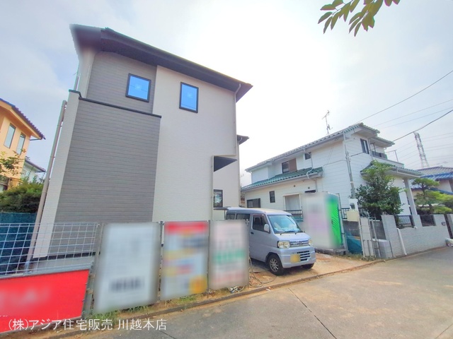 埼玉県坂戸市西坂戸4丁目の新築戸建て外構写真 2025年9月9日撮影