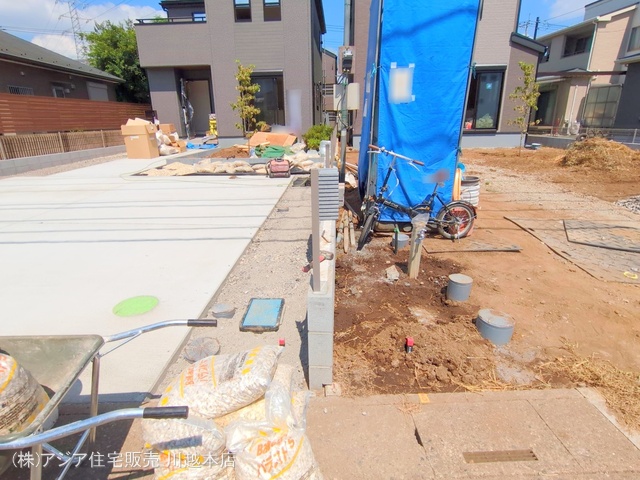 埼玉県狭山市柏原の新築戸建て外構写真 2025年7月30日撮影