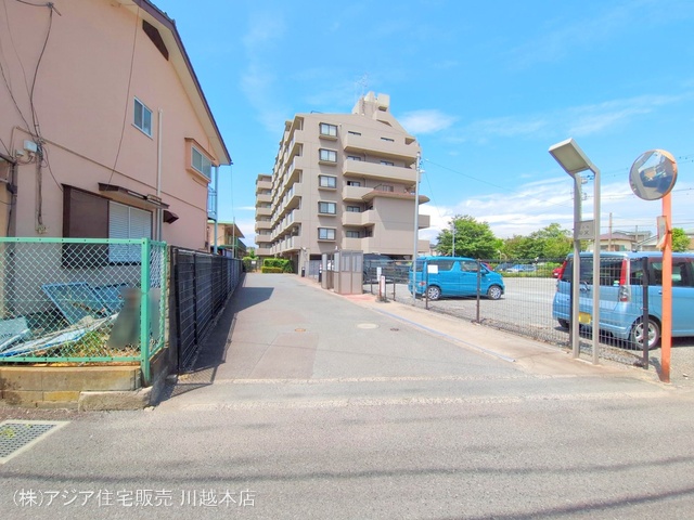 埼玉県坂戸市関間３丁目のマンション『コスモ若葉』外観写真 2025年6月22日撮影