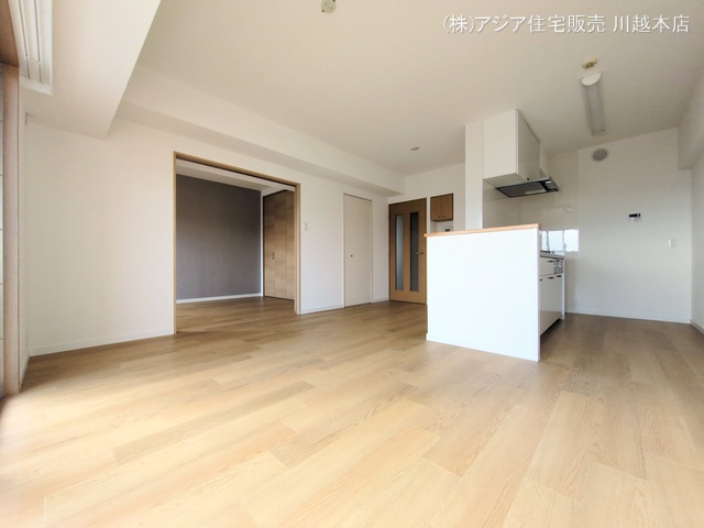 埼玉県坂戸市仲町のマンション『サンライト坂戸仲町』リビング写真 2025年9月8日撮影