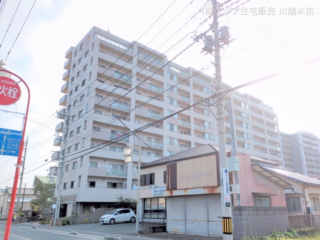 埼玉県坂戸市仲町のマンション『サンライト坂戸仲町』外観写真 2025年8月31日撮影