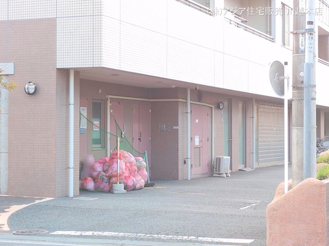 埼玉県坂戸市仲町のマンション『サンライト坂戸仲町』外観写真 2025年8月31日撮影
