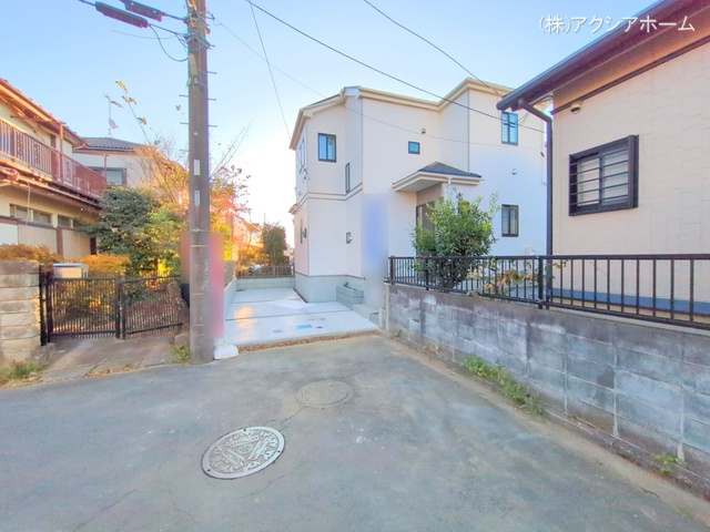 埼玉県所沢市西狭山ケ丘１丁目の新築戸建て完成写真 2025年12月9日撮影