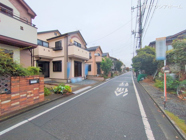 埼玉県入間市東町４丁目の中古戸建て完成写真 2025年10月15日撮影