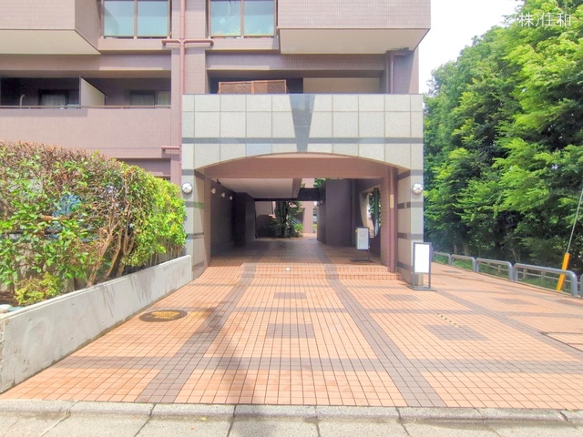 埼玉県志木市本町2丁目のマンション『ザ・ステイツ志木パークステージ』エントランス写真 2025年7月16日撮影