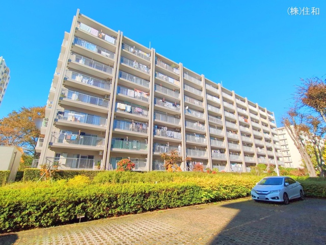 埼玉県志木市館2丁目のマンション『志木ニュータウン中央の森弐番街4号棟』外観写真 2024年11月21日撮影