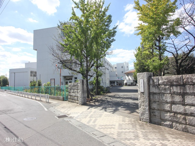 ふじみ野市立葦原中学校 距離720m