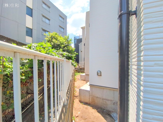 埼玉県志木市幸町2丁目の新築戸建て外構写真 2025年7月27日撮影
