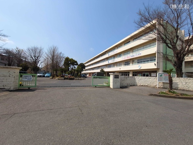 志木市立志木第二中学校 距離280m