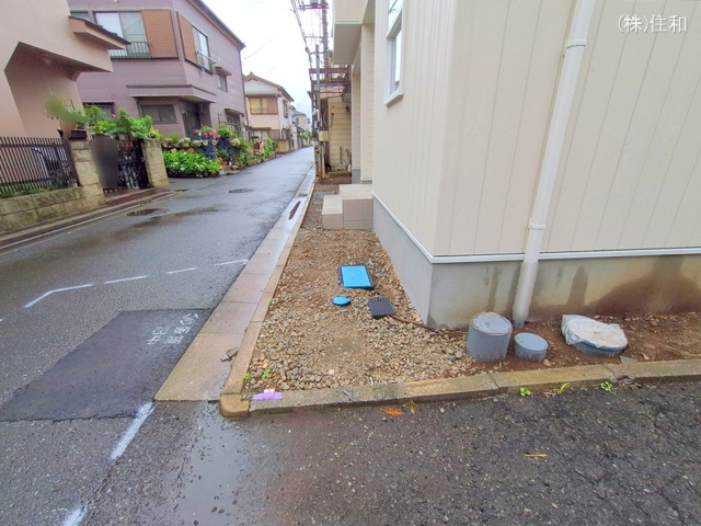 埼玉県入間郡三芳町大字北永井の新築戸建て外構写真 2025年5月29日撮影