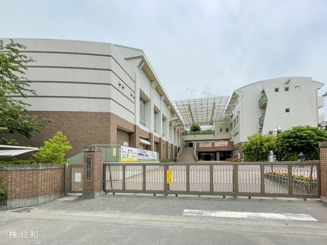 朝霞市立朝霞第一中学校 距離1200m