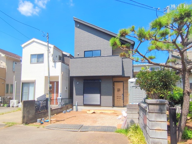 埼玉県入間郡三芳町大字藤久保の新築戸建て外構写真 2025年9月1日撮影