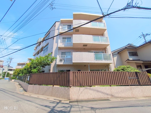 埼玉県富士見市関沢2丁目のマンション『ライオンズガーデン鶴瀬』外観写真 2025年8月26日撮影