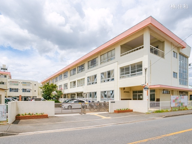 富士見市立鶴瀬小学校