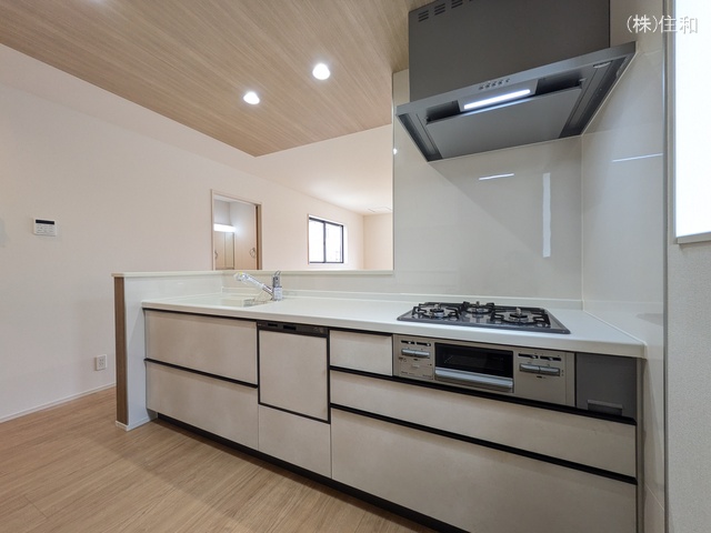 埼玉県志木市柏町3丁目の新築戸建てキッチン写真 2025年10月2日撮影