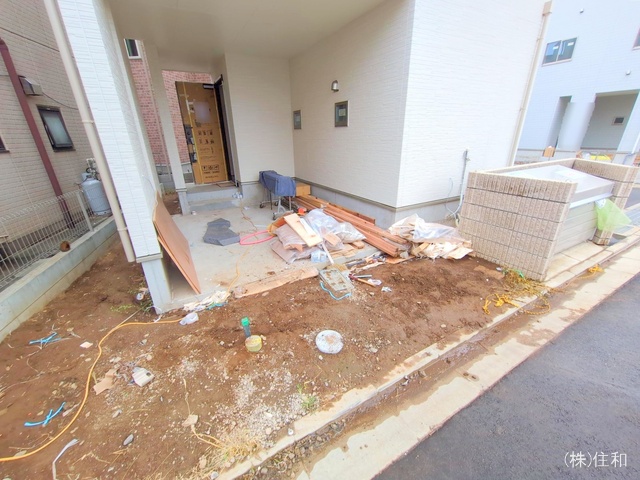 埼玉県志木市本町3丁目の新築戸建て外構写真 2025年10月14日撮影