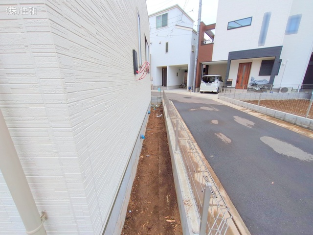 埼玉県志木市本町3丁目の新築戸建て外構写真 2025年10月14日撮影