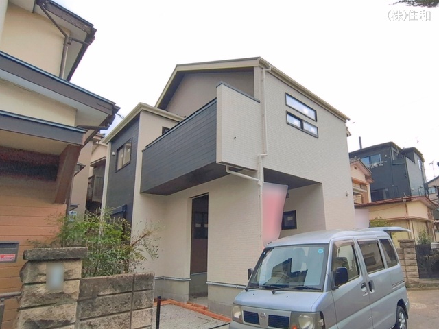 埼玉県入間郡三芳町大字藤久保の新築戸建て外構写真 2026年3月24日撮影