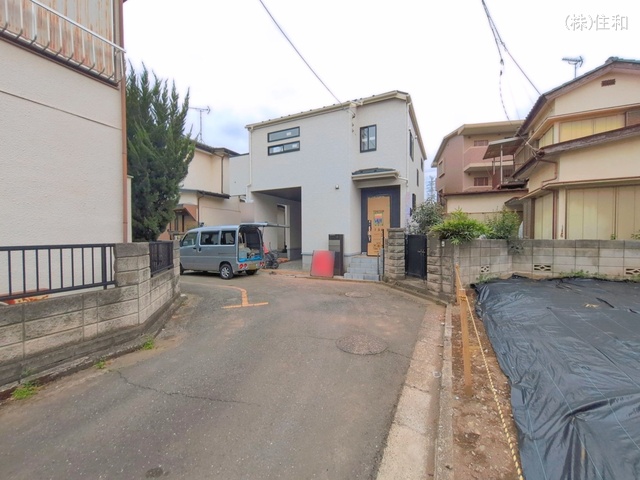 埼玉県入間郡三芳町大字藤久保の新築戸建て外構写真 2026年3月24日撮影