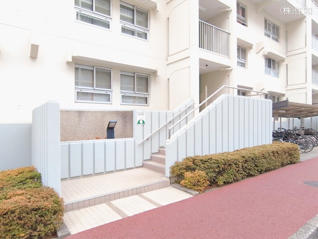 埼玉県志木市館２丁目のマンション『志木ニュータウン中央の森参番街5号棟』外観写真 2026年2月16日撮影