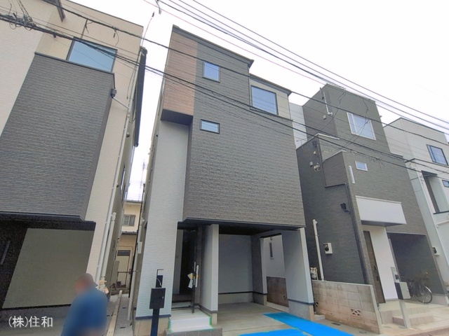 埼玉県入間郡三芳町大字藤久保の新築戸建て外構写真 2026年4月22日撮影