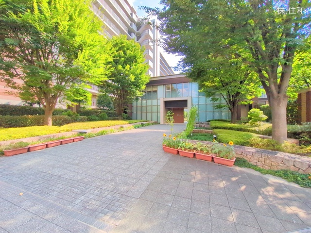 埼玉県志木市柏町１丁目のマンション『志木の杜レジデンス』外観写真 2025年8月25日撮影