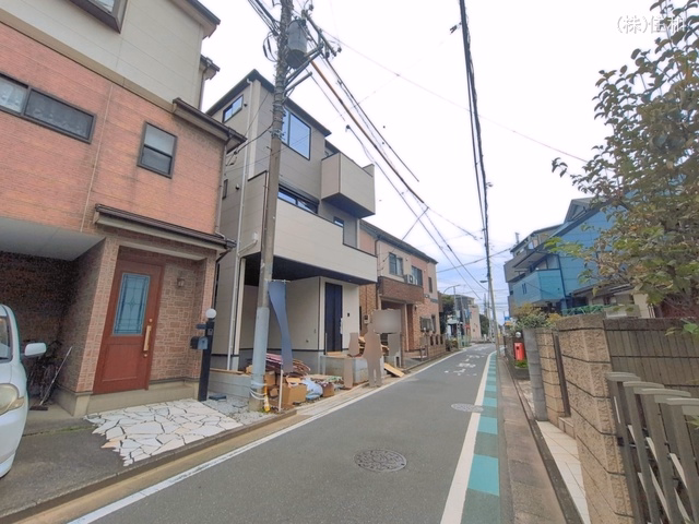 新築戸建て 朝霞市三原21期 1号棟 外構