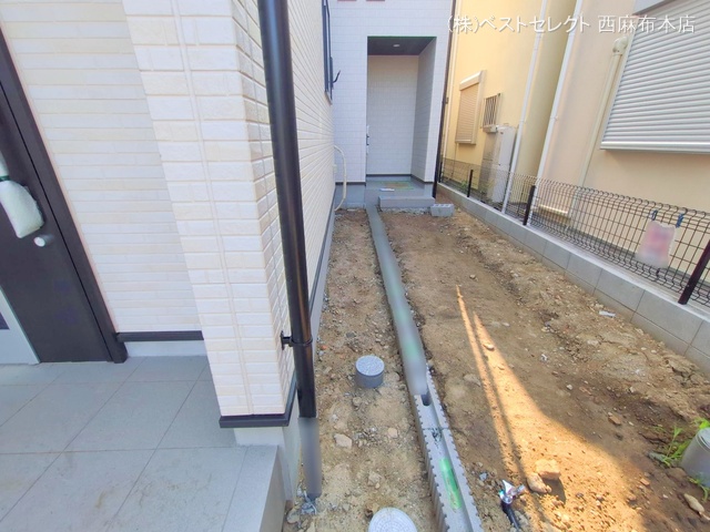 東京都大田区西六郷2丁目の新築戸建て外構写真 2025年8月18日撮影