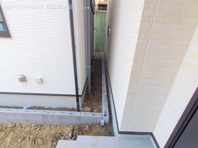 東京都大田区西六郷2丁目の新築戸建て外構写真 2025年8月18日撮影