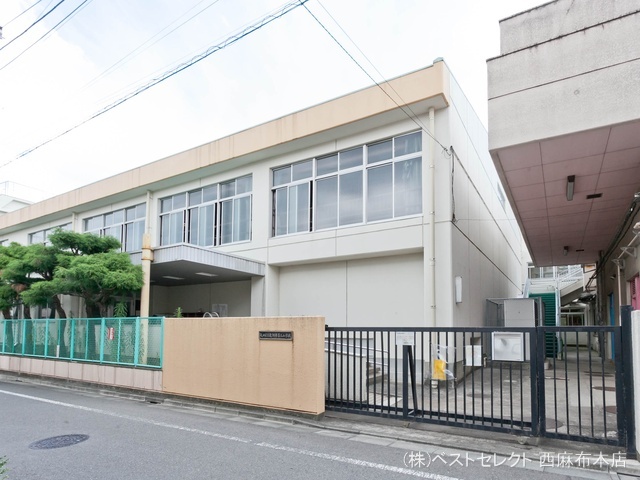大田区立東調布第三小学校　距離240m