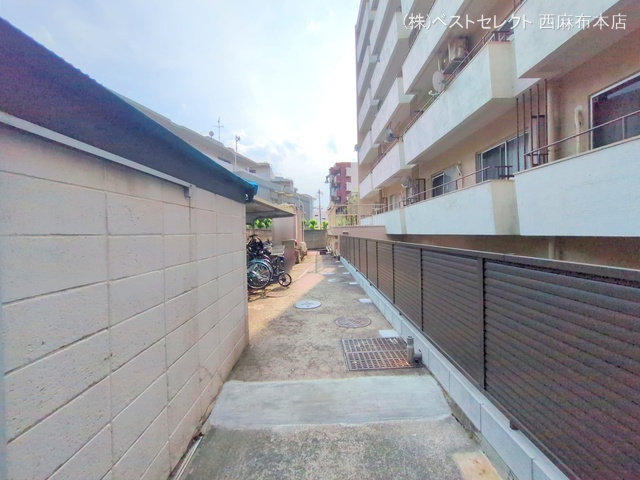 東京都大田区田園調布１丁目のマンション『田園調布ハイツ』外観写真 2025年8月5日撮影