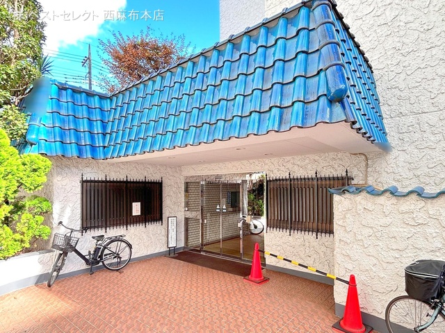 東京都品川区東品川4丁目のマンション『秀和東品川レジデンス』外観写真 2024年9月1日撮影