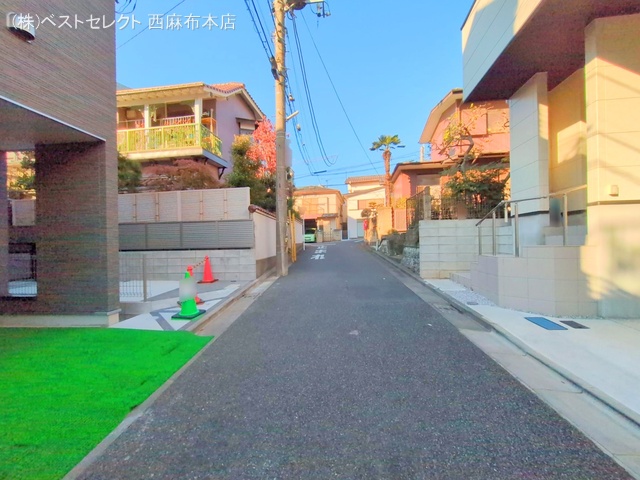 東京都板橋区赤塚新町3丁目の新築戸建て完成写真 2025年11月19日撮影