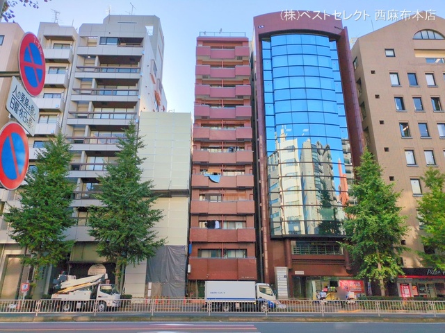 東京都港区芝４丁目のマンション『ワコー三田マンション』外観写真 2025年11月6日撮影