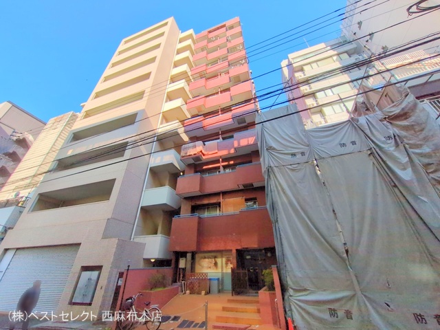 東京都港区芝４丁目のマンション『ワコー三田マンション』外観写真 2025年11月6日撮影