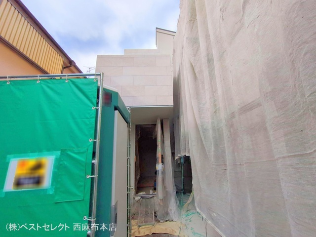 東京都目黒区柿の木坂３丁目の新築戸建て外構写真 2025年11月11日撮影