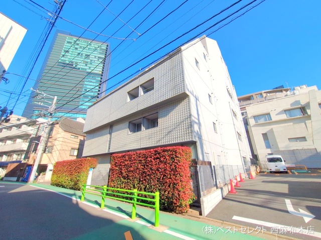 東京都目黒区青葉台3丁目のマンション『ザ・ランド代官山青葉台』外観写真 2025年11月13日撮影