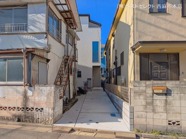東京都練馬区旭丘２丁目の新築戸建て完成写真 2026年4月1日撮影