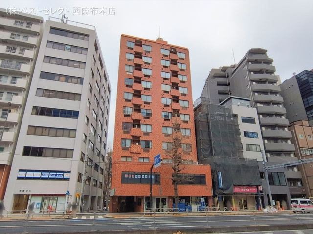 東京都港区芝4丁目のマンション『ライオンズ三田』外観写真 2026年2月16日撮影