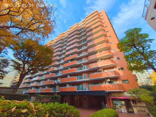 東京都港区三田５丁目のマンション『シャンボール三田』外観写真 2024年12月3日撮影