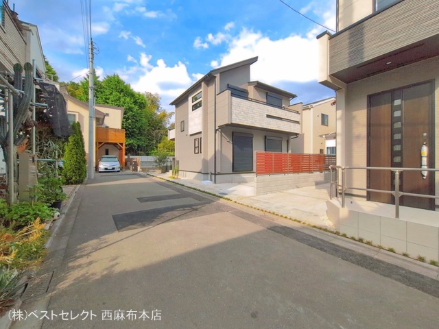 東京都世田谷区喜多見４丁目の新築戸建て完成写真 2026年5月12日撮影