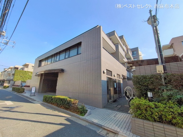 東京都文京区千石３丁目のマンション『千石ホームズ』外観写真 2026年2月17日撮影