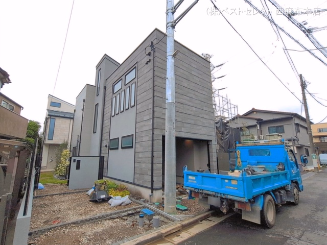 東京都杉並区和泉３丁目の新築戸建て外構写真 2026年6月28日撮影